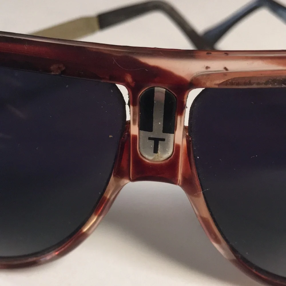 Vintage Corvette Tortoiseshell Aviator Sunglasses Dark Lenses Made in Taiwan